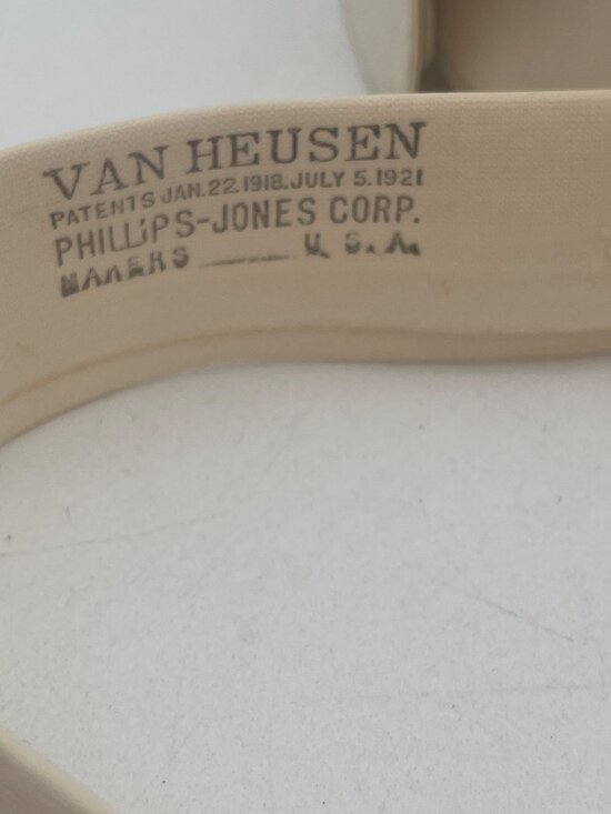 Antique Van Heusen Detachable Collars Tapestry Storage Box Plastic Collar Holder main image 10